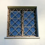 Las ventanas de seguridad son cerramientos diseñados con vidrios laminados